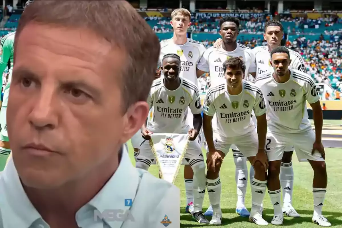 Un hombre con expresión seria en primer plano y al fondo un grupo de jugadores del Real Madrid posando en el campo de fútbol