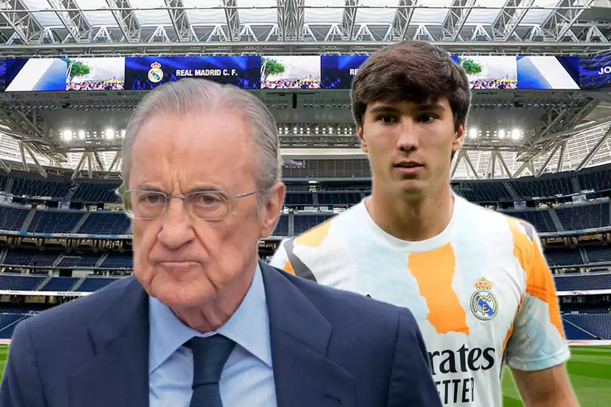 Un hombre mayor con gafas y gesto serio está al frente mientras un joven con camiseta del Real Madrid aparece detrás de él en un estadio de fútbol moderno y vacío.