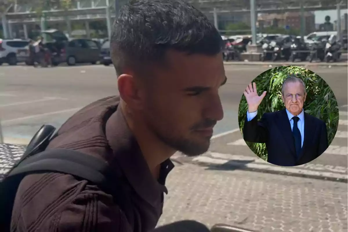 Un hombre joven con mochila está sentado al aire libre en un estacionamiento y en la esquina aparece un recuadro circular con un hombre mayor vestido de traje saludando con la mano.