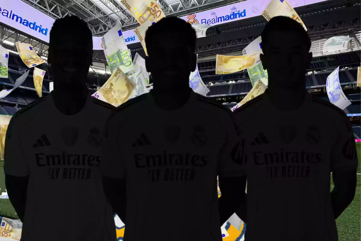 Tres jugadores del Real Madrid en silueta con billetes de euro flotando en el estadio Santiago Bernabéu