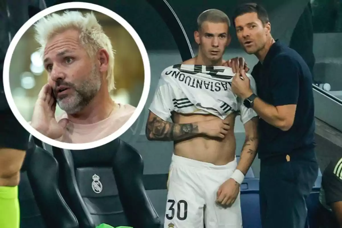 Un entrenador de fútbol da indicaciones a un jugador en la banda mientras el jugador levanta su camiseta y en la esquina de la imagen aparece el rostro de un hombre de cabello rubio platinado y barba, enmarcado en un círculo