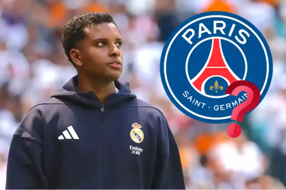 Jugador del Real Madrid con chaqueta oscura y el escudo del PSG acompañado de un signo de interrogación al fondo