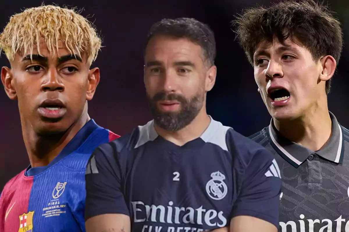 Tres futbolistas con uniformes de Barcelona y Real Madrid posan juntos mirando en diferentes direcciones