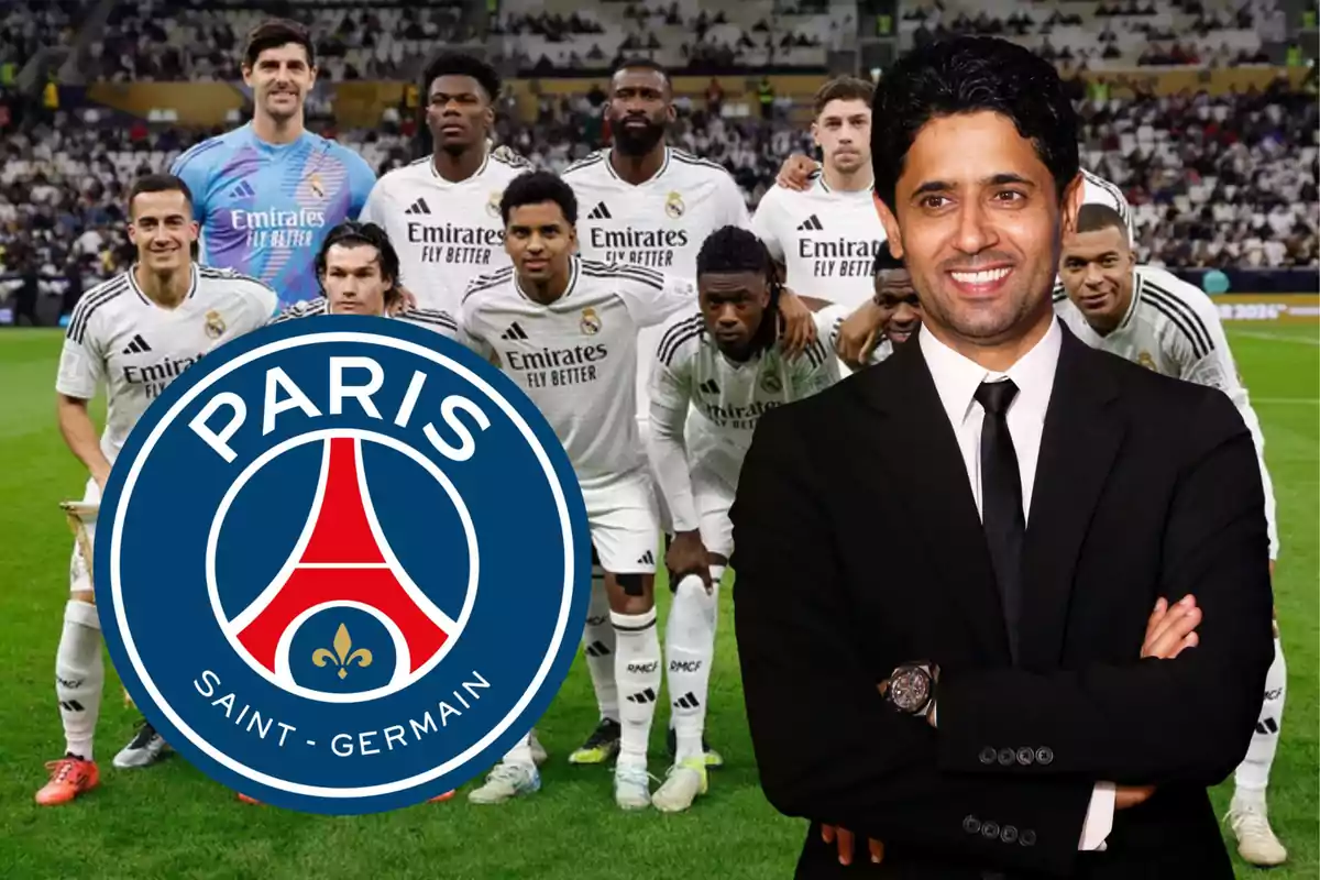 Un grupo de jugadores de fútbol con uniforme blanco posando en el campo junto a un hombre de traje y el logo del Paris Saint-Germain en primer plano.