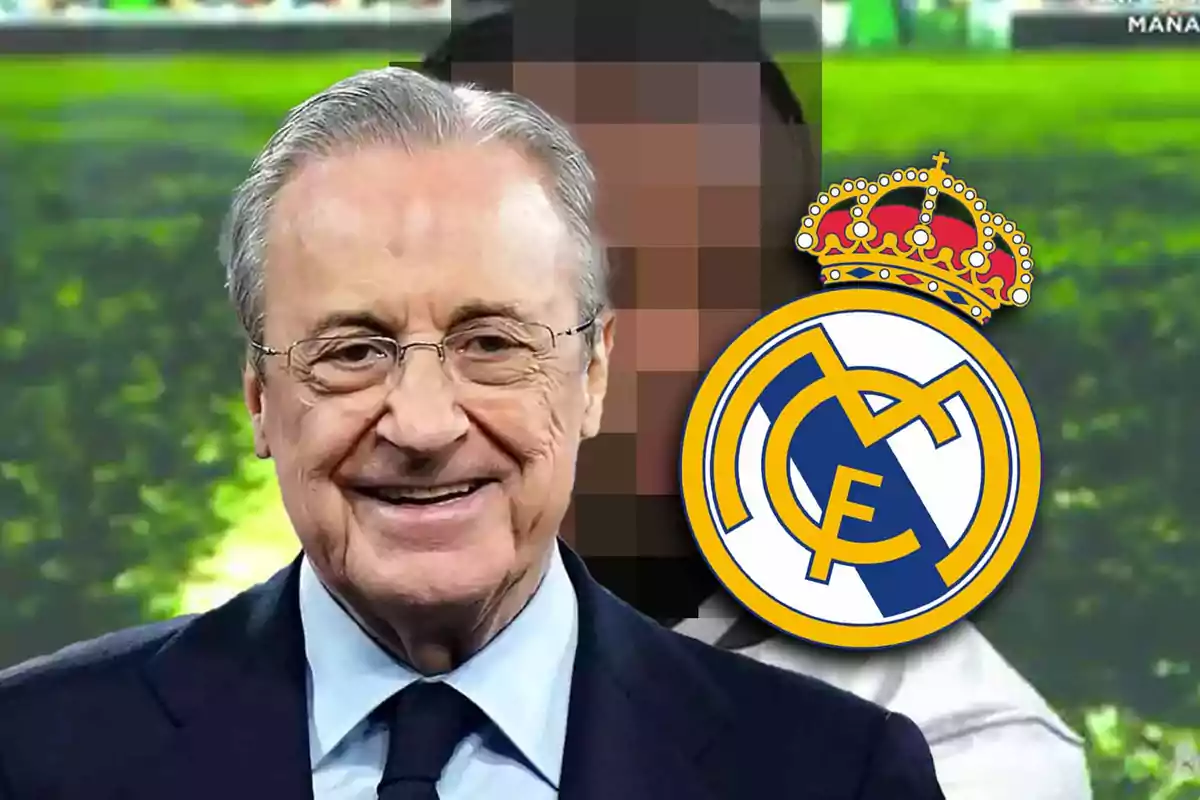 Un hombre sonriente con gafas y traje oscuro frente a un fondo pixelado con el escudo del Real Madrid.