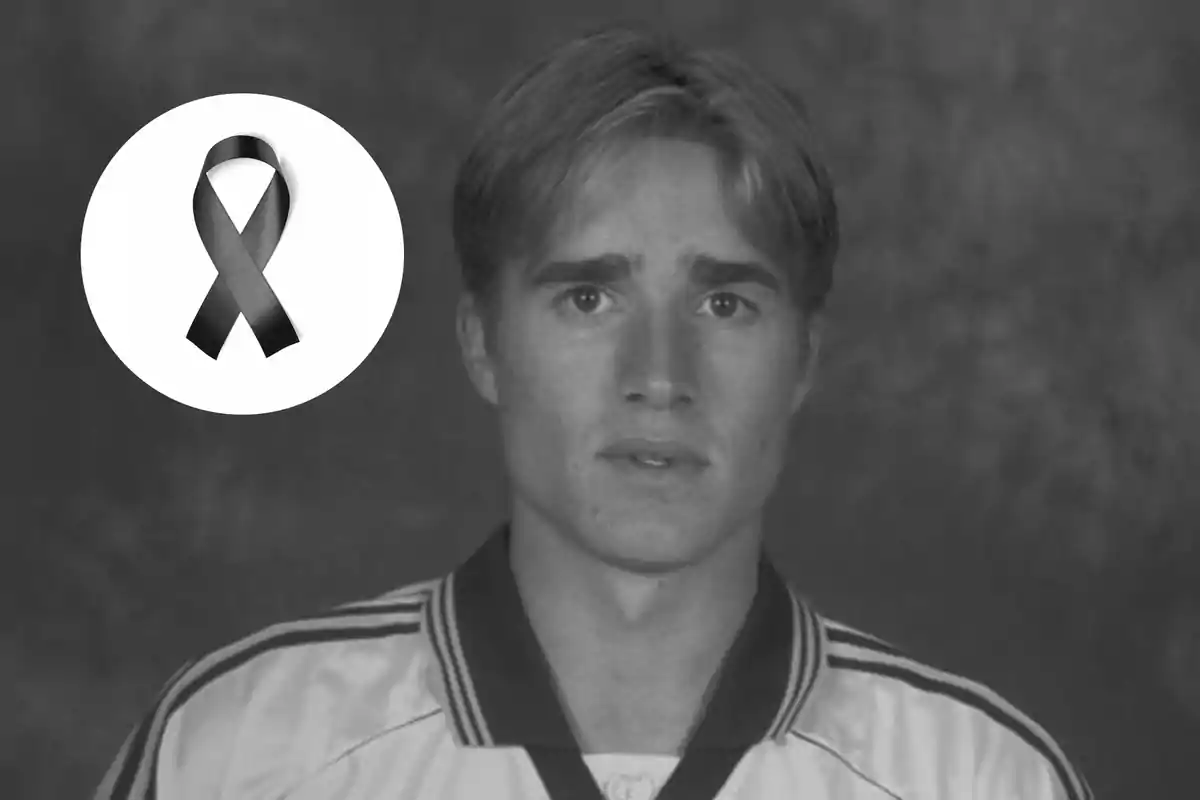 A young man in a sports jersey in a black and white photo, joined by a black ribbon as a sign of mourning.