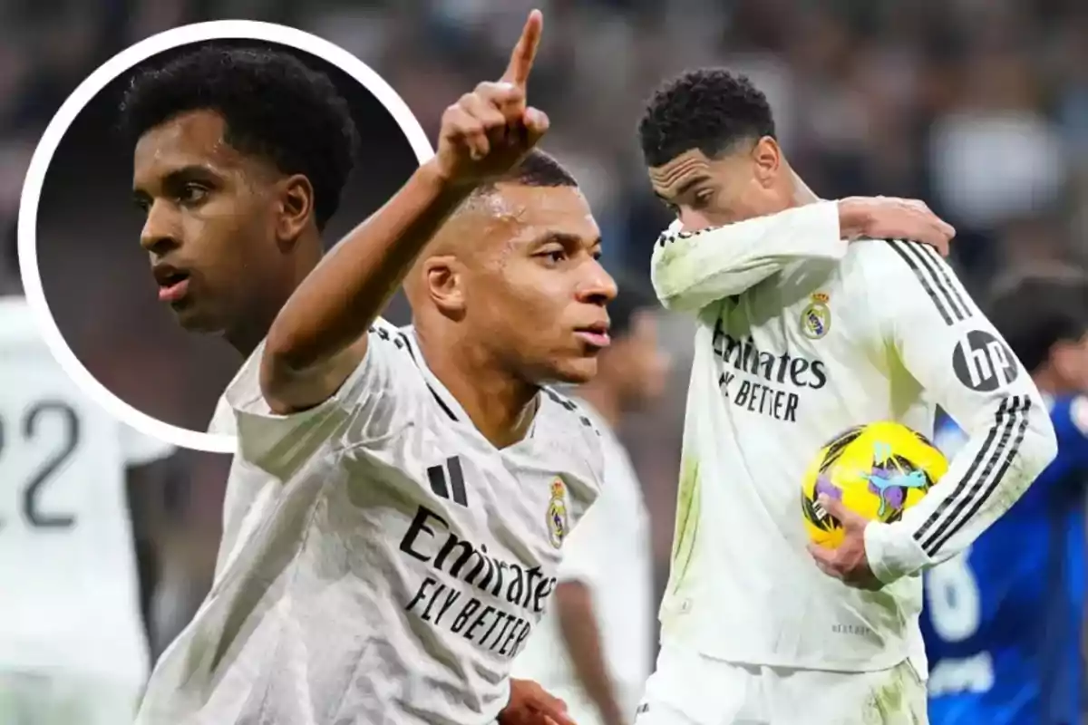 Jugadores de fútbol del Real Madrid en el campo durante un partido, uno de ellos celebrando con el dedo levantado y otro sosteniendo un balón.