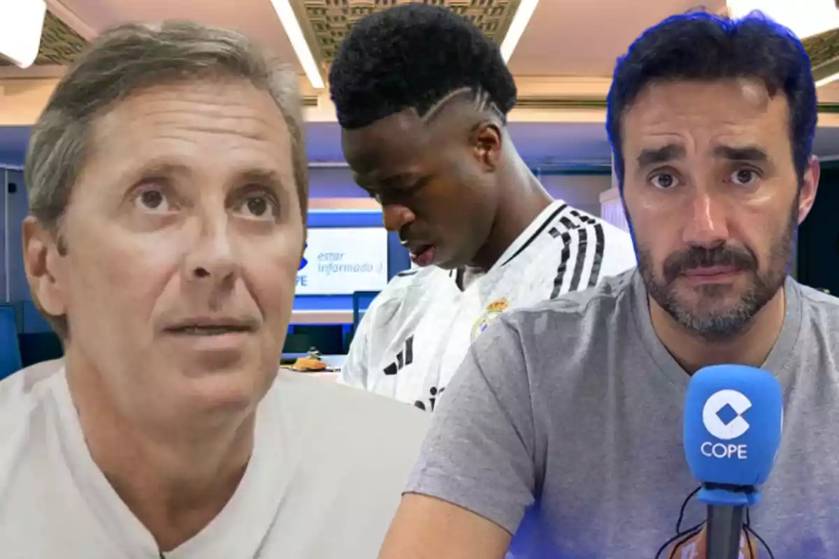 Three men in a radio studio, one of them wearing a white soccer jersey and the other two in front of a blue microphone with the COPE logo.