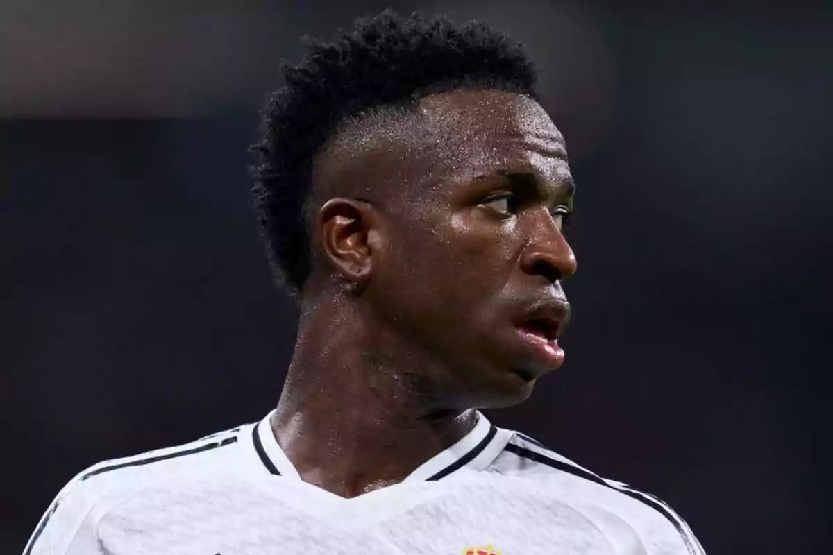 Saudi Arabia Willing to Surpass Vinícius's Release Clause Price: 1.5 Trillion - SPORTGLITZ