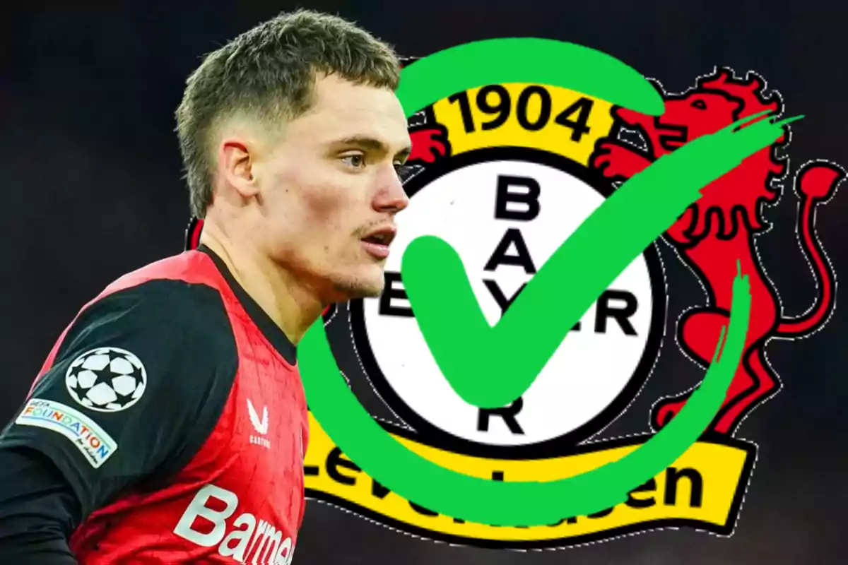 Un jugador de fútbol con uniforme rojo y negro del Bayer Leverkusen aparece junto al escudo del equipo, que tiene un gran símbolo de verificación verde sobre él.