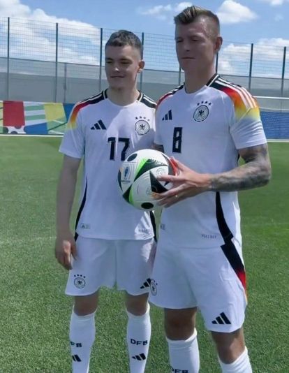 Wirtz y Kroos