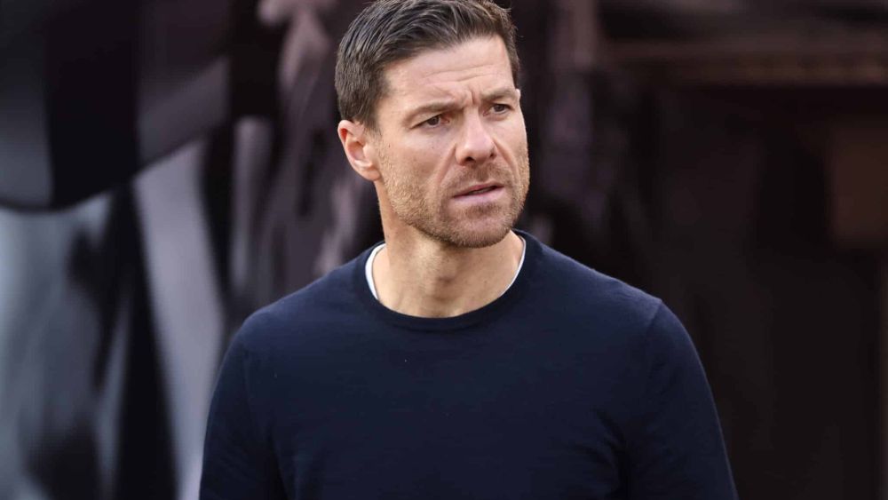 Xabi Alonso apunta a ser el sustituto de Carlo Ancelotti.